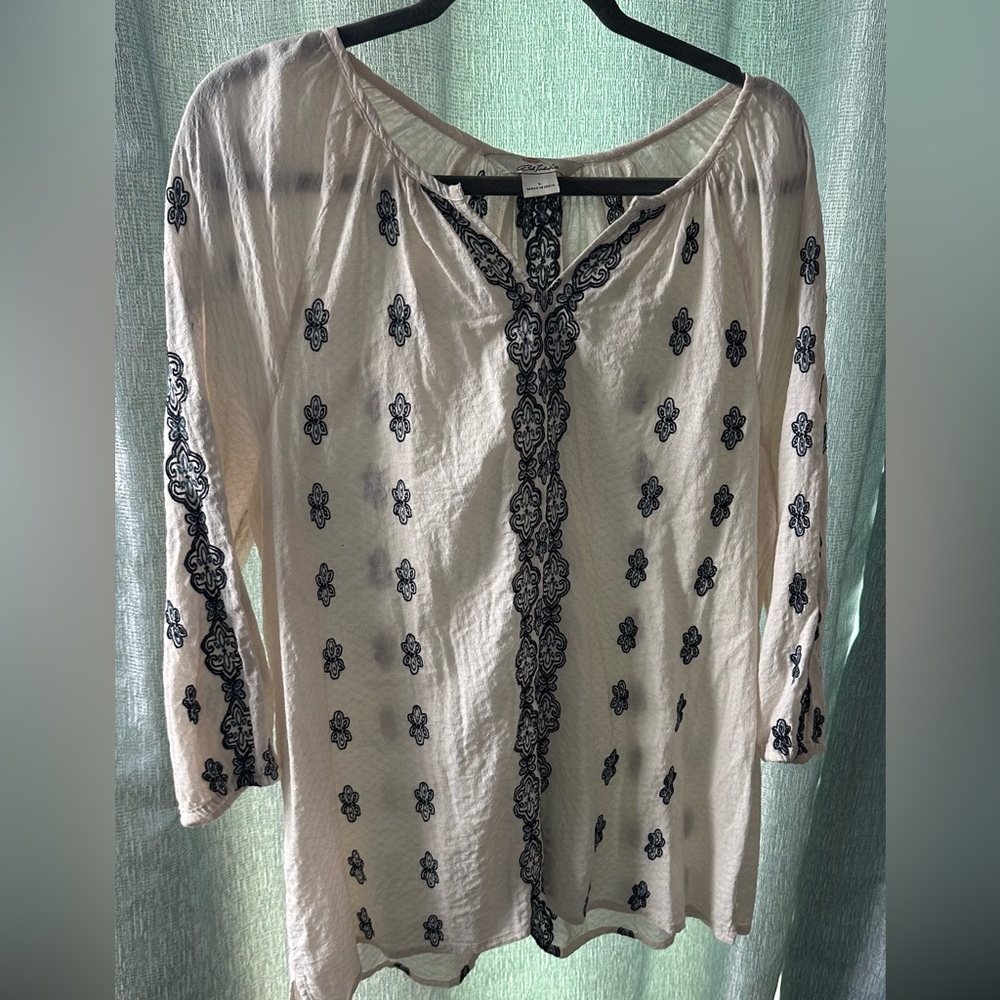 Boho style embroidered blouse size large